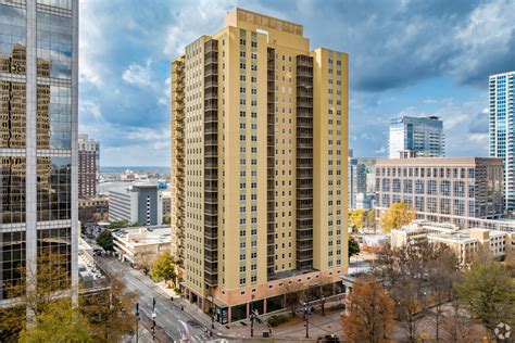 Apartments near peachtree city ga  $1,405